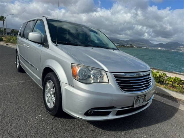 2012 Chrysler Town and Country Touring