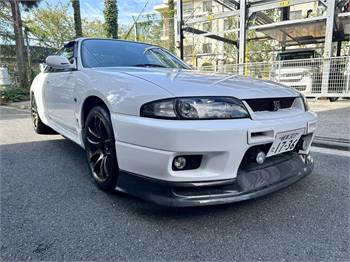 Nissan Skyline R33 GTR