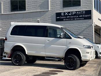 2004 Mitsubishi Delica Spacegear