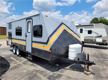 2006 Forest River Surveyor Travel Trailer RV