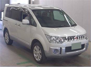 Mitsubishi Delica D5