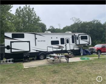 2022 Forest River Sabre 37FLL 5th Wheel RV