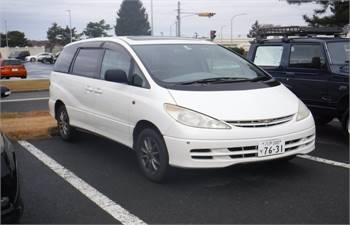 2000 Toyota Estima