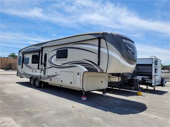 2019 Jayco Pinnacle 36FBTS Fifth Wheel RV