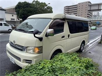 Toyota HiAce Camper Van