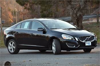 2012 Volvo S60 T5 4dr Sedan