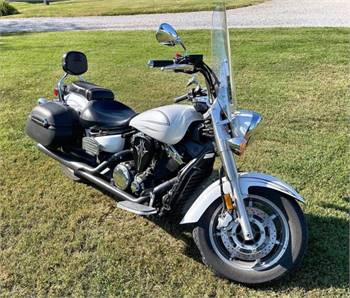 2009 Yamaha V-Star 1300 Touring