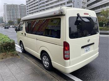 Toyota HiAce Camper Van