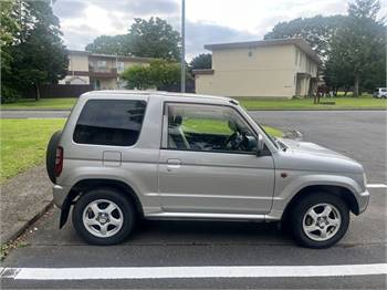 2003 Mitsubishi Pajero Mini