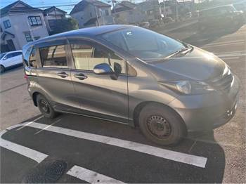 2010 HONDA FREED 7 SEATER