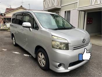 2008 Toyota Voxy