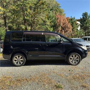 2011 Mitsubishi Delica 4WD