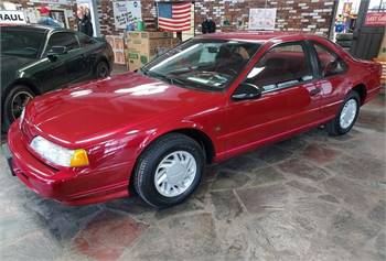 1992 Ford Thunderbird Sport Coupe 