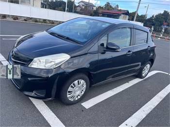 TOYOTA VITZ JEWELA