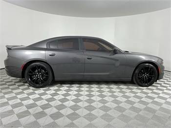 2018 Dodge Charger V6