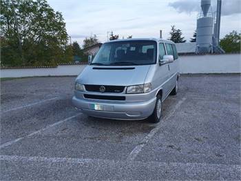 VOLKSWAGEN T4 CARAVELLE 2.5 TDI AUTOMATIC