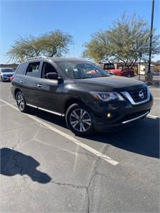 2020 Nissan Pathfinder SV 