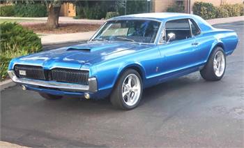 1967 Mercury Cougar XR7  