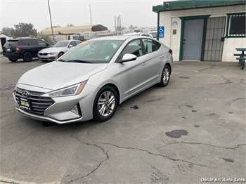 2019 Hyundai ELANTRA SEL Sedan