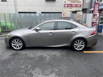 2013 Lexus IS 300 Hybrid