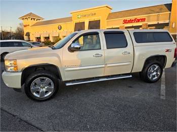 2009 Chevrolet Silverado LTZ 4D 4WD