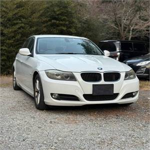 2011 BMW 320i  