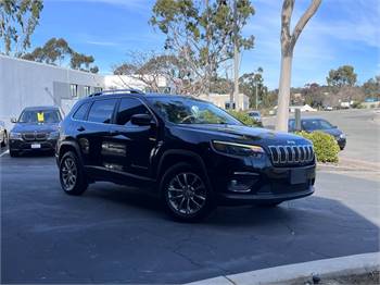 2019 Jeep Cherokee Latitude Plus Sport Utility 4D