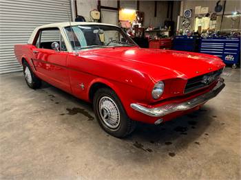 1965 Ford Mustang 2-Door Sedan